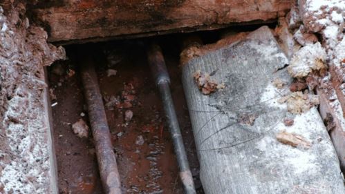Burst pipes causing a slab leak in San Diego